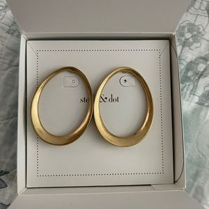 Stella & Dot Georgia Hoops - Gold